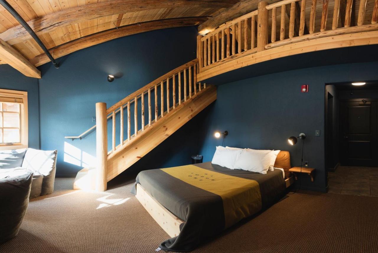 The Suttle Lodge & Boathouse Camp Sherman Экстерьер фото